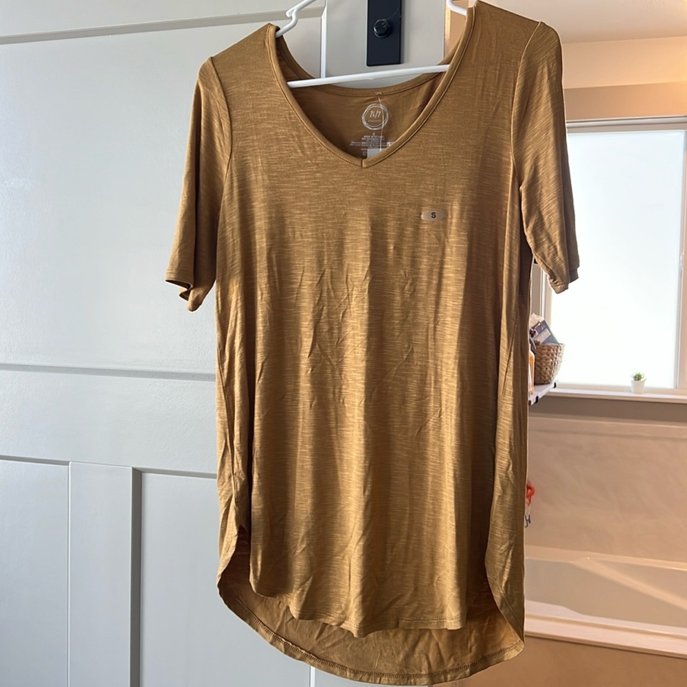 Maurice’s short sleeve shirt